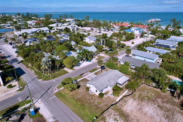 501 SPRING AVENUE, Anna Maria, FL 34216