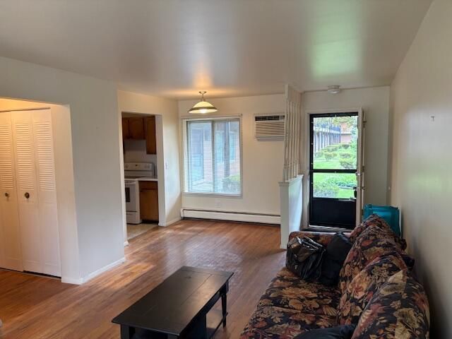 25301 Five Mile Road 101, Redford, MI 48239