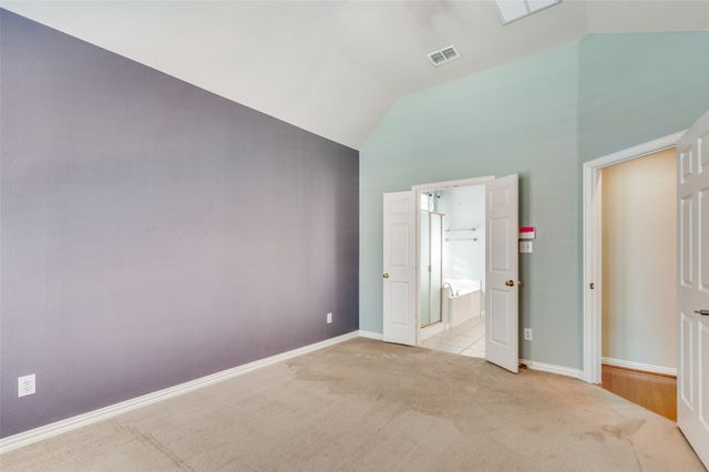 3912 Sovereign Drive, Bedford, TX 76021