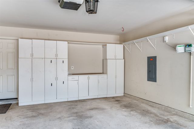 3912 Sovereign Drive, Bedford, TX 76021