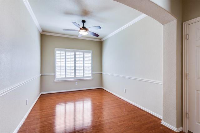 3912 Sovereign Drive, Bedford, TX 76021