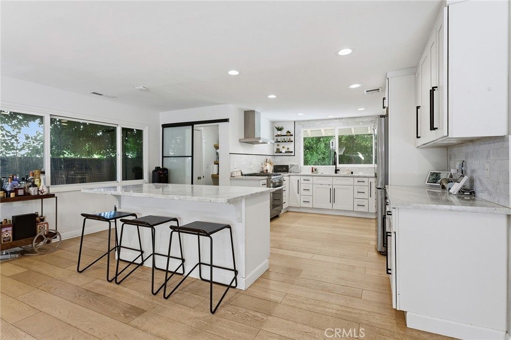 Image 17 of property listing at 20183 Allentown Drive, Woodland Hills, CA 91364