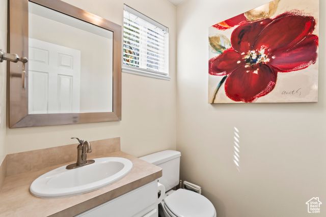 6133 S 1350 E, South Ogden, UT 84405