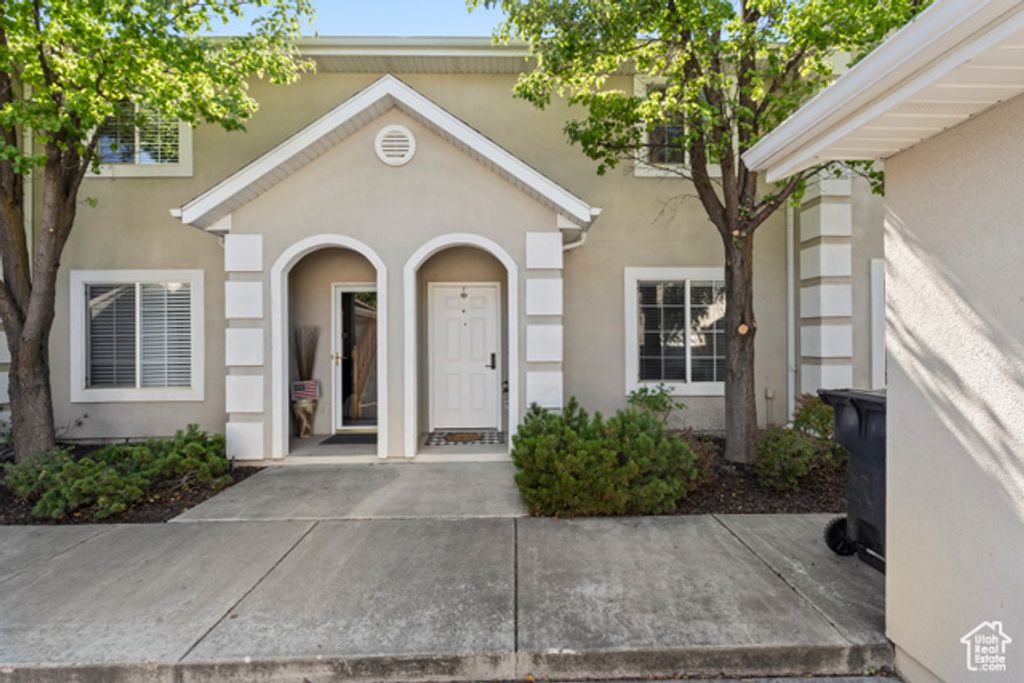 6133 S 1350 E, South Ogden, UT 84405