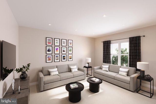 7 BLAZING STAR ST, Frederick, MD 21702