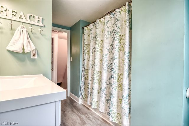 9925 Aldridge Drive, Columbia Station, OH 44028