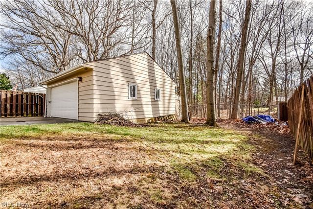 9925 Aldridge Drive, Columbia Station, OH 44028