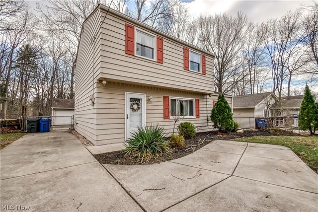 9925 Aldridge Drive, Columbia Station, OH 44028