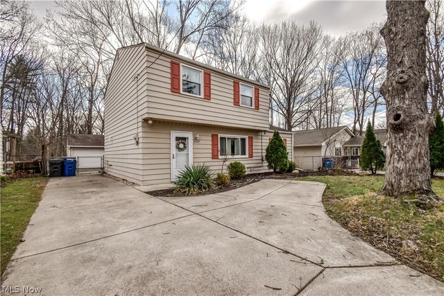 9925 Aldridge Drive, Columbia Station, OH 44028