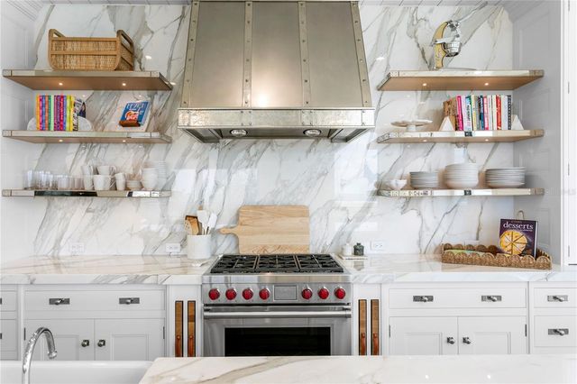 2103 BAYSHORE BOULEVARD 504, Tampa, FL 33606