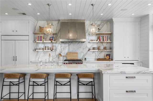 2103 BAYSHORE BOULEVARD 504, Tampa, FL 33606