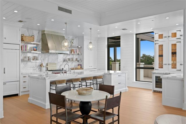 2103 BAYSHORE BOULEVARD 504, Tampa, FL 33606