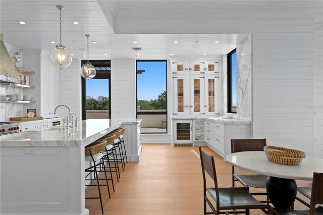 2103 BAYSHORE BOULEVARD 504, Tampa, FL 33606