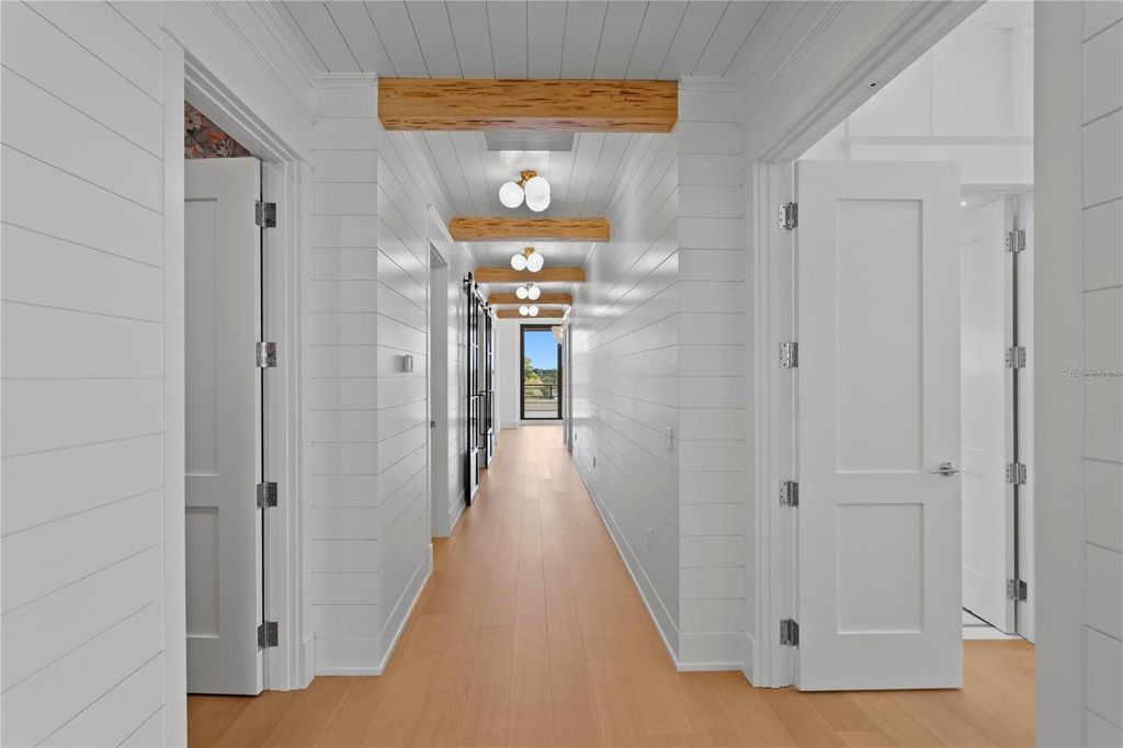 Image 15 of property listing at 2103 BAYSHORE BOULEVARD 504, Tampa, FL 33606
