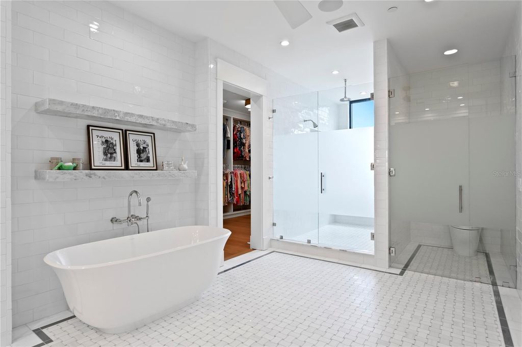 Image 21 of property listing at 2103 BAYSHORE BOULEVARD 504, Tampa, FL 33606