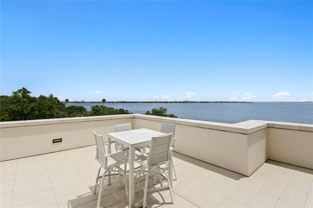 Image 34 of property listing at 2103 BAYSHORE BOULEVARD 504, Tampa, FL 33606