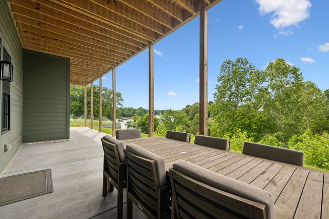 169 Joy Cir, Winchester, TN 37398
