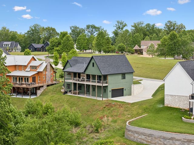169 Joy Cir, Winchester, TN 37398