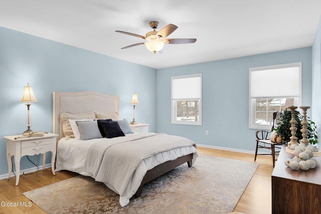 18 Dublin Drive, Niskayuna, NY 12309