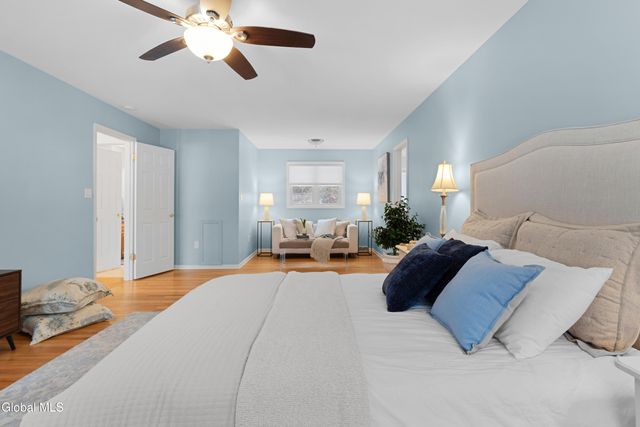 18 Dublin Drive, Niskayuna, NY 12309