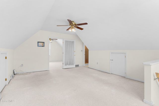 18 Dublin Drive, Niskayuna, NY 12309