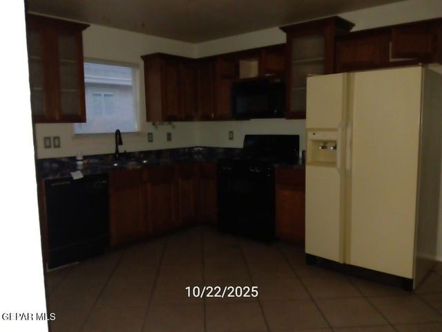 1822 SHREYA Street, El Paso, TX 79928