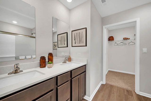 411 Conover Drive, Joliet, IL 60436