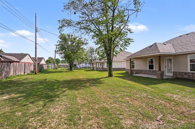 831 S Wood Street, Pryor, OK 74361