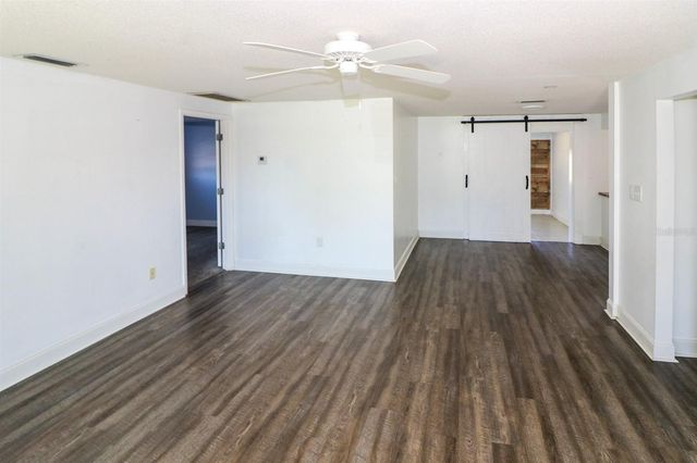 582 RIDGEWOOD STREET NW, Port Charlotte, FL 33952