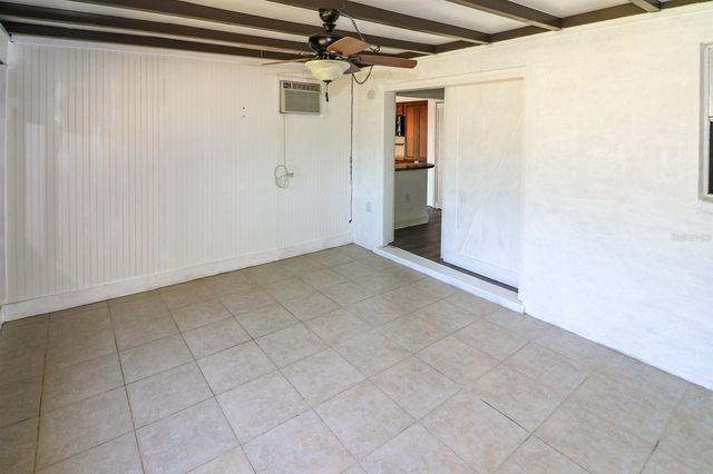 582 RIDGEWOOD STREET NW, Port Charlotte, FL 33952