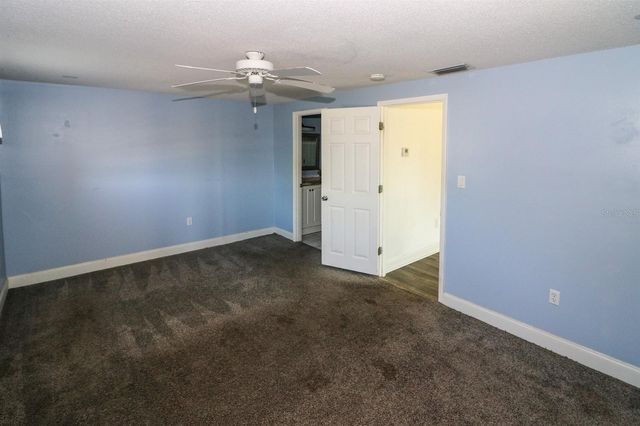582 RIDGEWOOD STREET NW, Port Charlotte, FL 33952