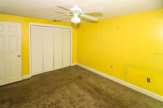 582 RIDGEWOOD STREET NW, Port Charlotte, FL 33952