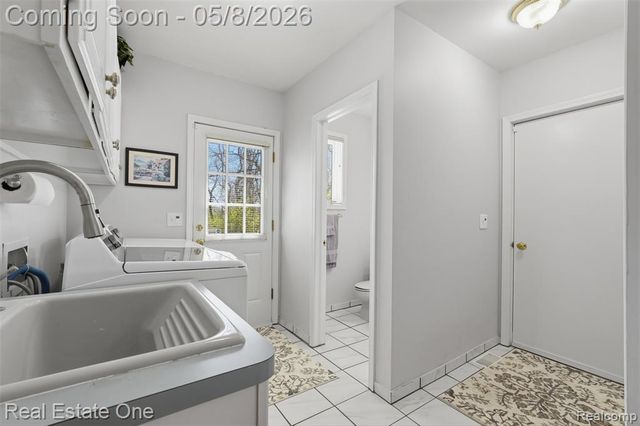 6514 Mountview Court, Brighton, MI 48116