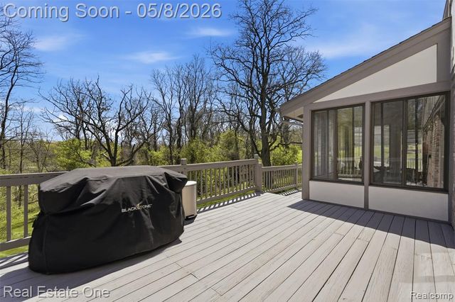 6514 Mountview Court, Brighton, MI 48116