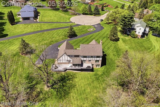 6514 Mountview Court, Brighton, MI 48116
