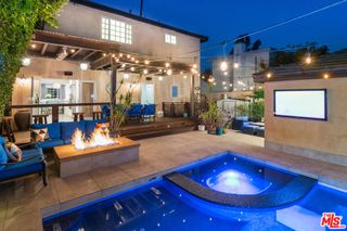 711 Huntley Dr, West Hollywood, CA 90069