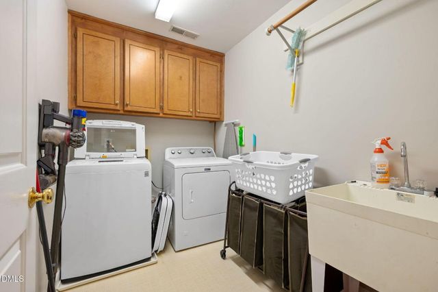 222 Custer Trail, Cary, NC 27513