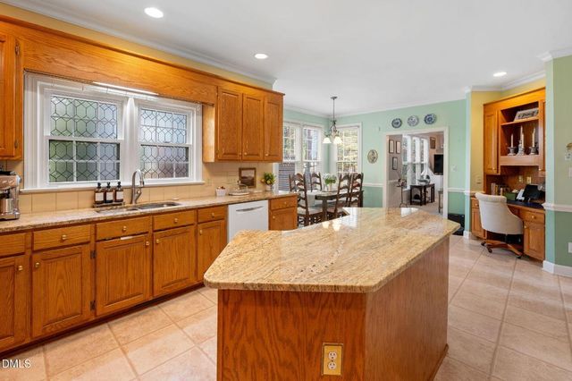 222 Custer Trail, Cary, NC 27513