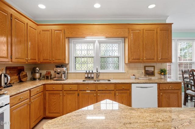 222 Custer Trail, Cary, NC 27513