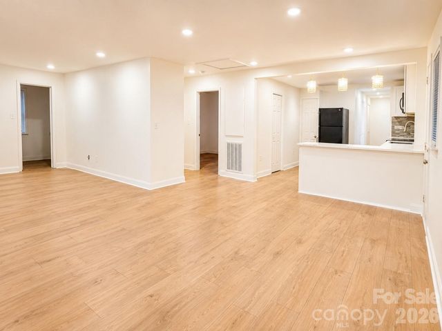 2007 Highland Street, Charlotte, NC 28208