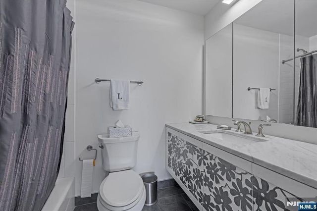 1600 Parker 17H, Fort Lee, NJ 07024