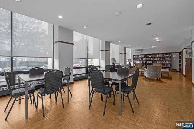 1600 Parker 17H, Fort Lee, NJ 07024