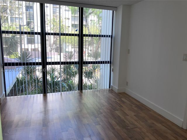 17011 N Bay Rd 205, Sunny Isles Beach, FL 33160
