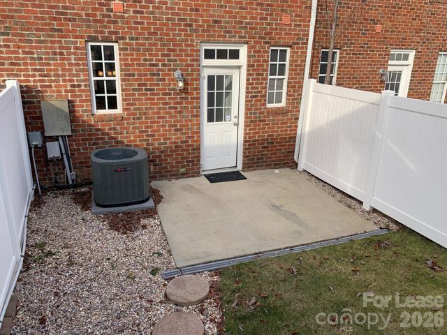 626 Old Meeting Way, Davidson, NC 28036