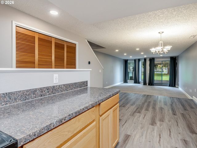 13817 Nw 10TH Ct C, Vancouver, WA 98685