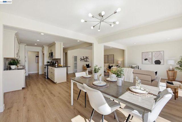 4498 Ladner St, Fremont, CA 94538