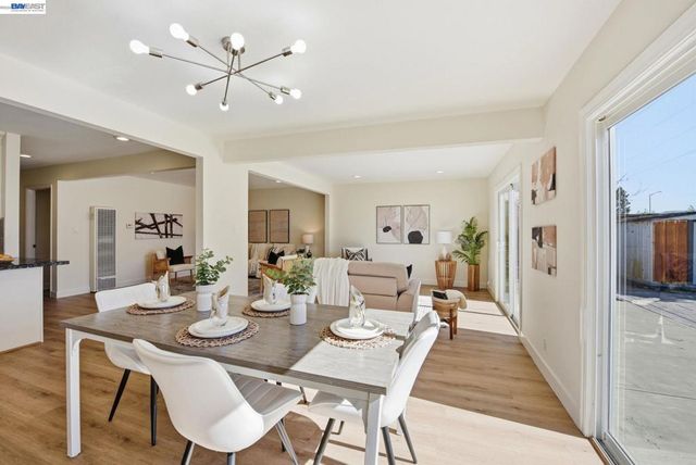 4498 Ladner St, Fremont, CA 94538