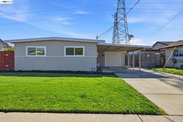 4498 Ladner St, Fremont, CA 94538