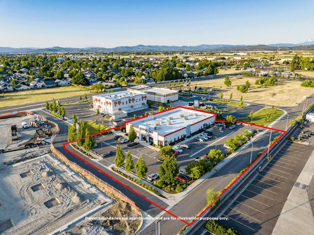 4901 Biddle Road, Central Point, OR 97502