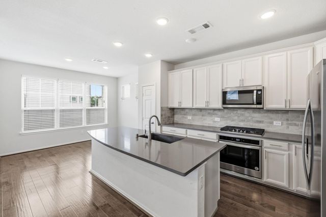 3104 Roseland Terrace Lane, Houston, TX 77063